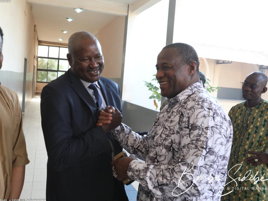 ការបង្ហាញព័តមាន: យ៉ាងដូចម្តេចដើម្បីបង្កើនការទាក់ទងជាមួយអ្នកប្រើប្រាស់