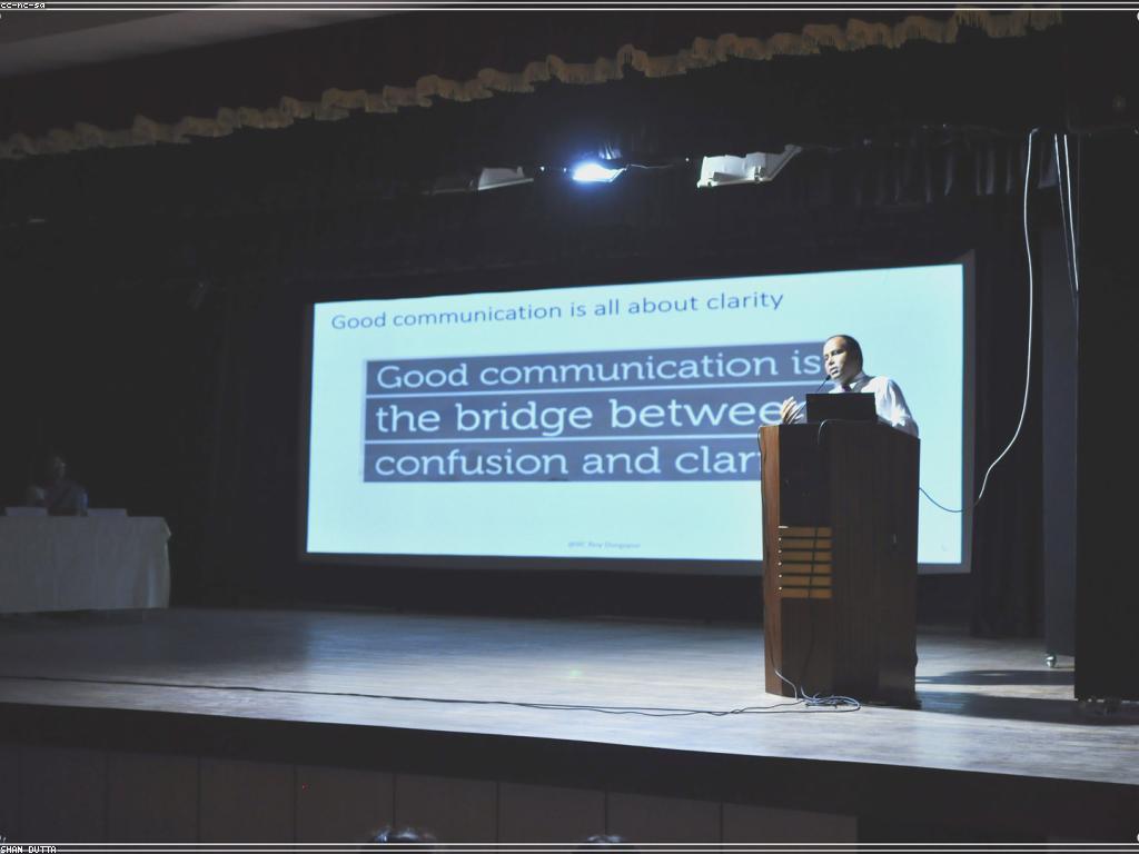 សំនួរ និង ចម្លើយ៖ សារៈសំខាន់នៃការពន្យល់ច្បាស់លាស់